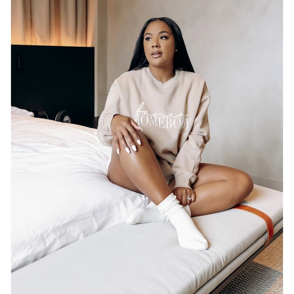Fancy Homebody Sweatshirt x 2